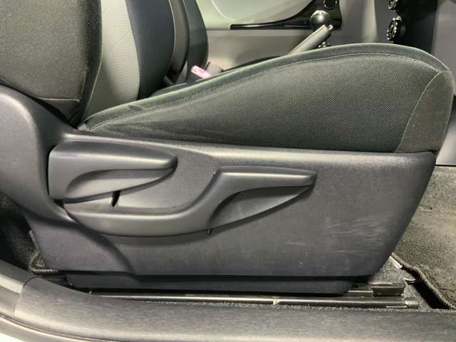 TOYOTA IQ 2013 Image 31