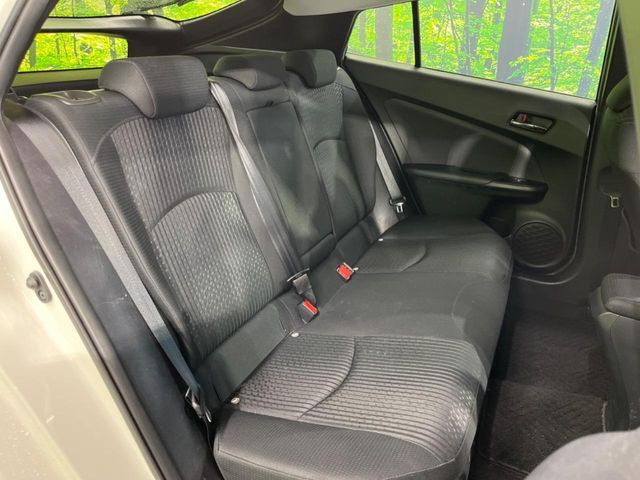 TOYOTA PRIUS 2018 Image 31