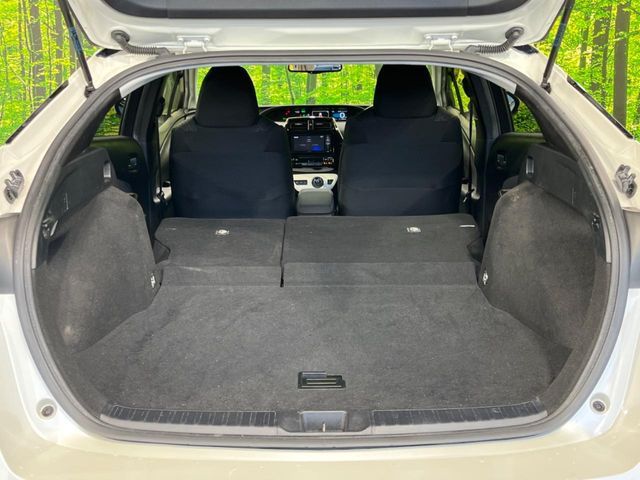 TOYOTA PRIUS 2018 Image 31