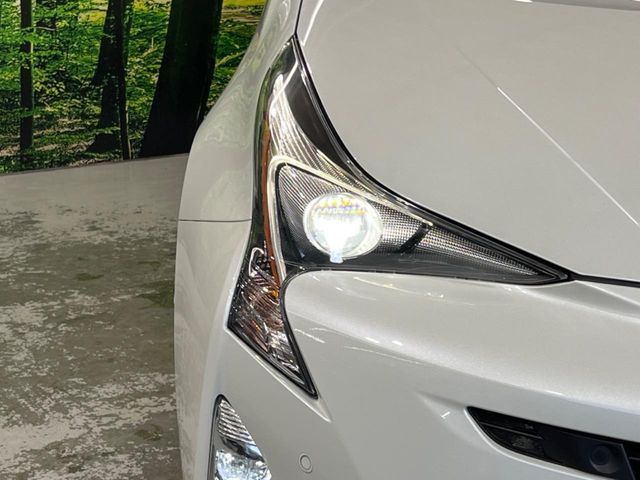 TOYOTA PRIUS 2018 Image 31