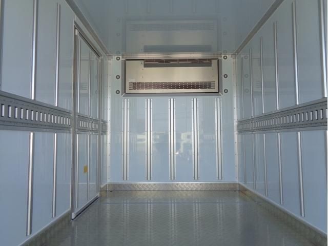 MITSUBISHI CANTER 2023 Image 31