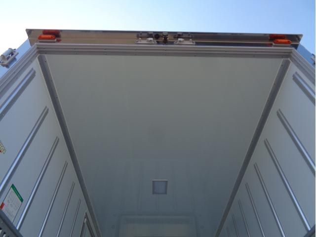 MITSUBISHI CANTER 2023 Image 31