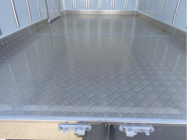 MITSUBISHI CANTER 2023 Image 31