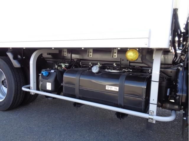 MITSUBISHI CANTER 2023 Image 31