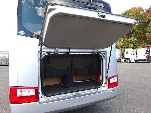 TOYOTA COASTER 2018 Image 31