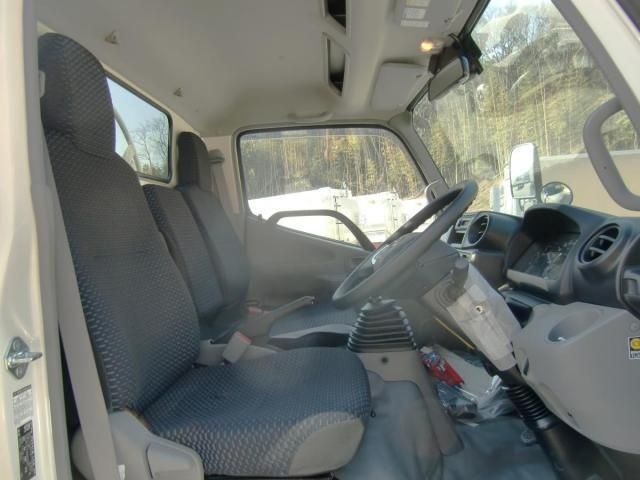 HINO DUTRO 2025 Image 31