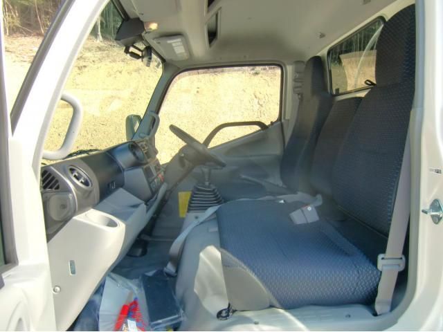 HINO DUTRO 2025 Image 31