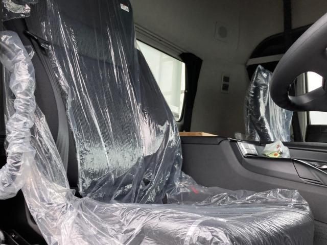 MITSUBISHI FUSOU SUPER GREAT 2025 Image 31