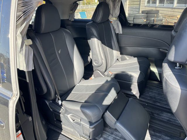 TOYOTA ESTIMA 2016 Image 31