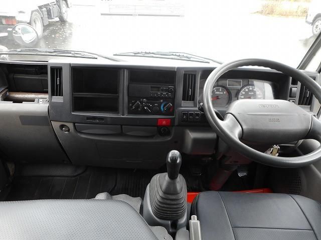 ISUZU ELF 2011 Image 31