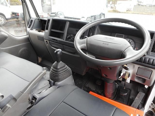 ISUZU ELF 2011 Image 31