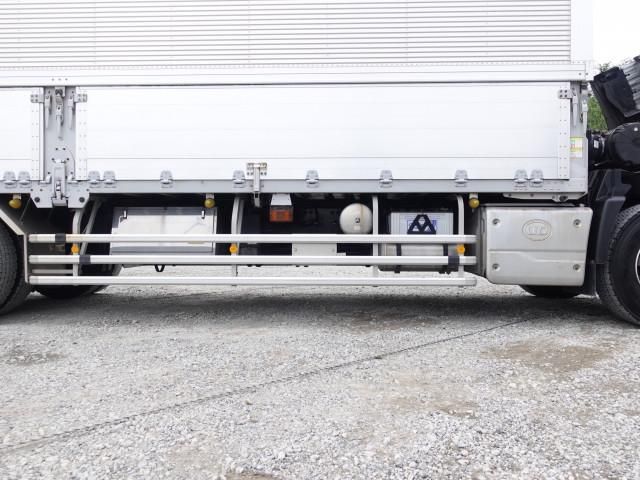 NISSAN DIESEL QUON 2018 Image 31