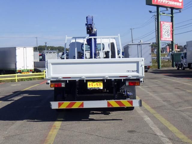 MITSUBISHI CANTER 2015 Image 31