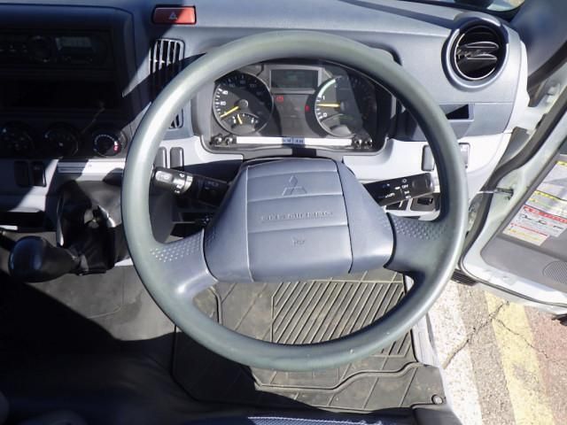 MITSUBISHI CANTER 2015 Image 31