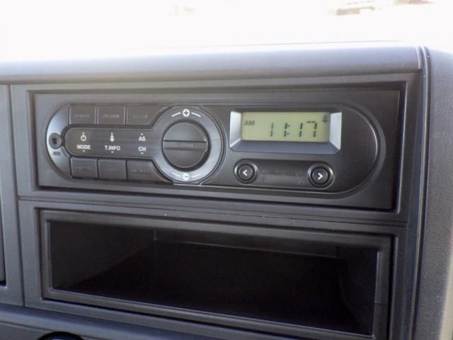 MITSUBISHI CANTER 2015 Image 31