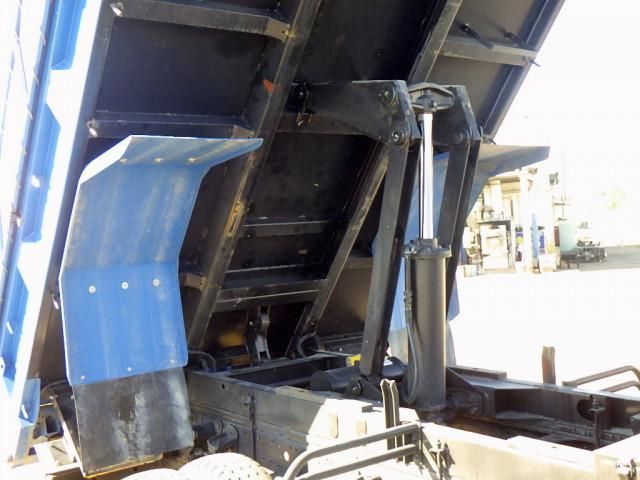 HINO DUTRO 2022 Image 31