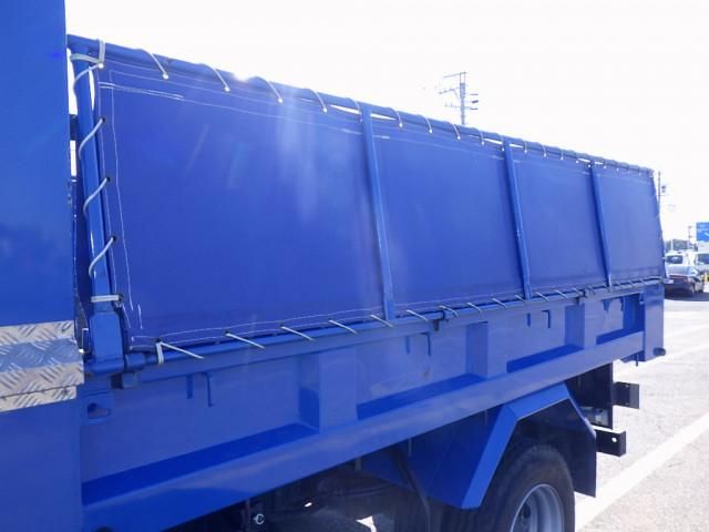 HINO DUTRO 2022 Image 31