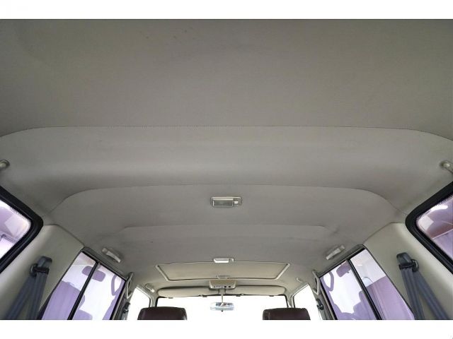 TOYOTA LANDCRUISER VAN 1992 Image 31