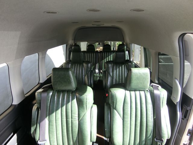 TOYOTA HIACE WAGON 4WD 2023 Image 31