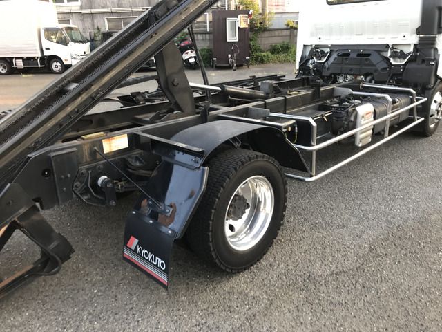 HINO DUTRO 2021 Image 31