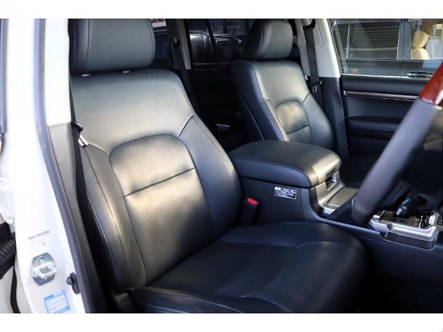 TOYOTA LANDCRUISER WAGON 2015 Image 31