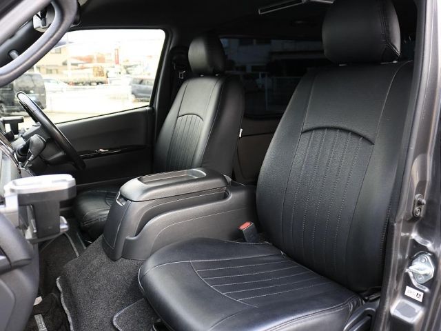 TOYOTA HIACE VAN 2WD 2020 Image 31