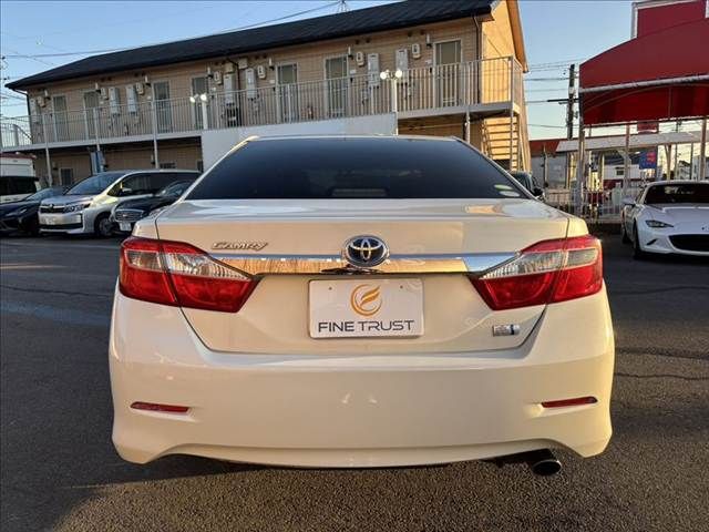 TOYOTA CAMRY HYBRID 2012 Image 31