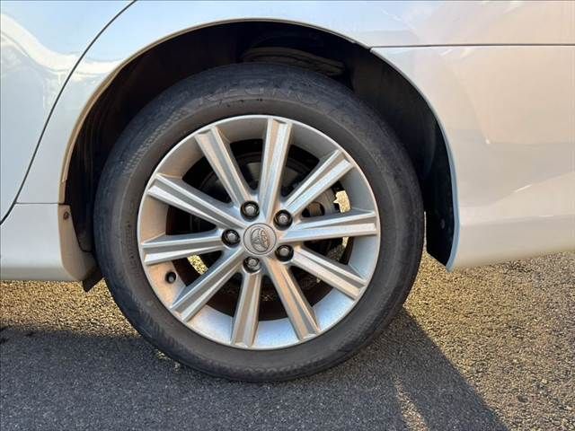 TOYOTA CAMRY HYBRID 2012 Image 31