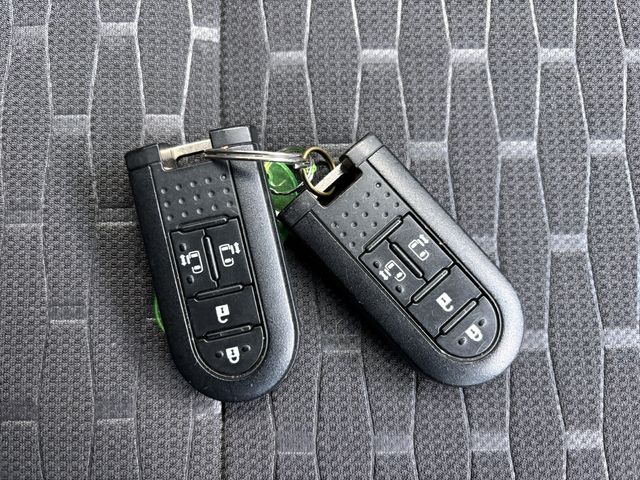 TOYOTA PIXIS MEGA 2018 Image 31