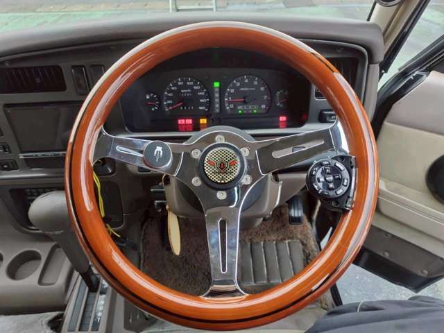 NISSAN CARAVAN COACH 1994 Image 31