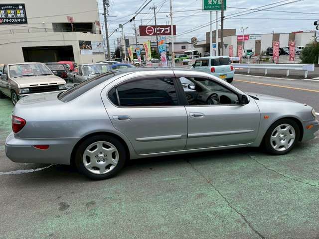 NISSAN CEFIRO 2001 Image 31