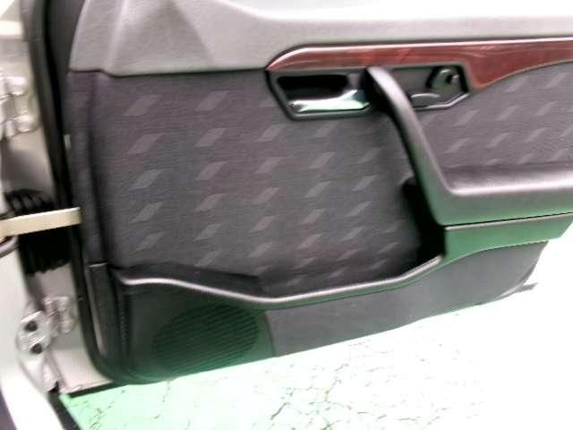 MERCEDES BENZ C CLAS 1997 Image 31