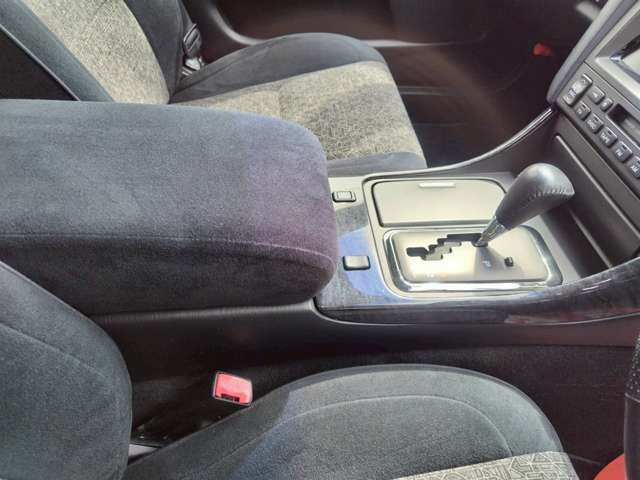 TOYOTA ARISTO 2000 Image 31