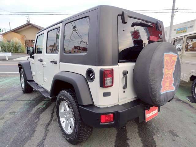 JEEP WRANGLER UNLIMI 2010 Image 31