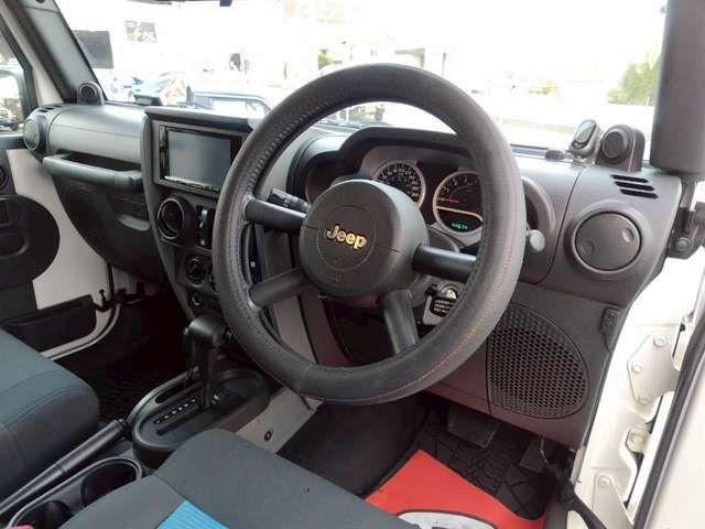 JEEP WRANGLER UNLIMI 2010 Image 31