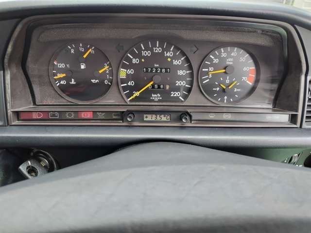 MERCEDES BENZ 190 CL 1991 Image 31