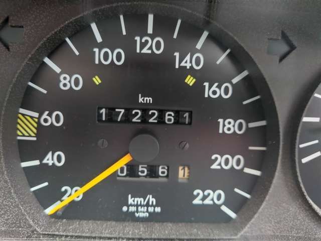 MERCEDES BENZ 190 CL 1991 Image 31