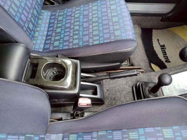 SUZUKI JIMNY 4WD 1995 Image 31