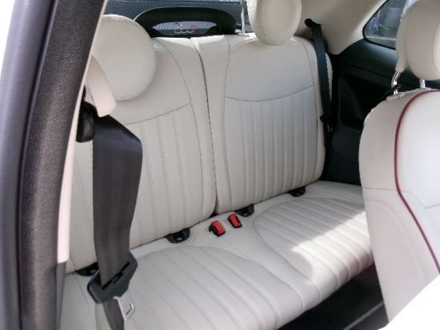 FIAT 500C 2018 Image 31