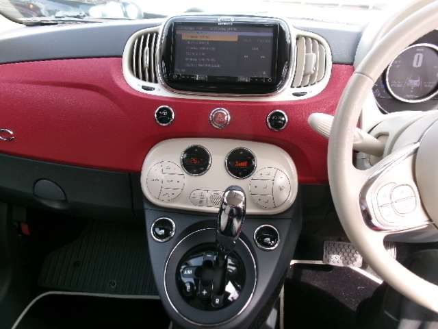 FIAT 500C 2018 Image 31