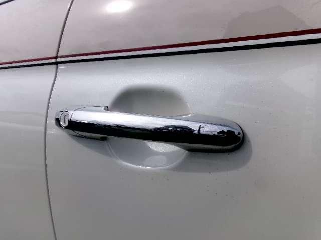 FIAT 500C 2018 Image 31