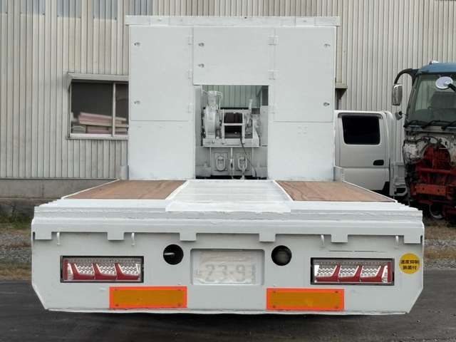 MITSUBISHI FUSOU FIGHTER 2007 Image 31