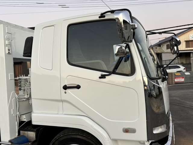 MITSUBISHI FUSOU FIGHTER 2007 Image 31