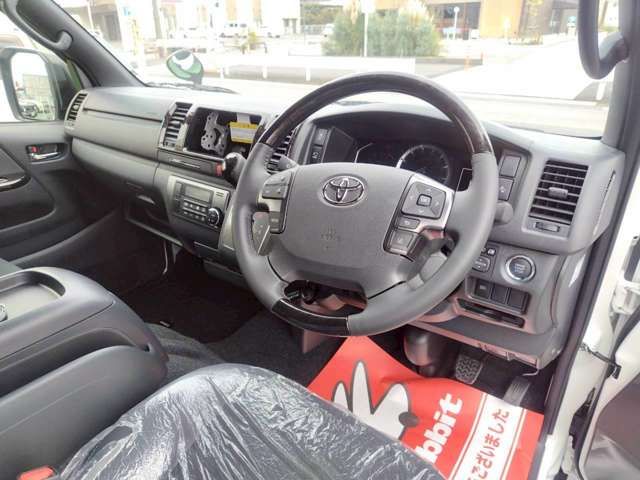 TOYOTA HIACE VAN 2WD 2025 Image 31