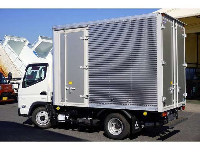 MITSUBISHI CANTER 2023 Image 31