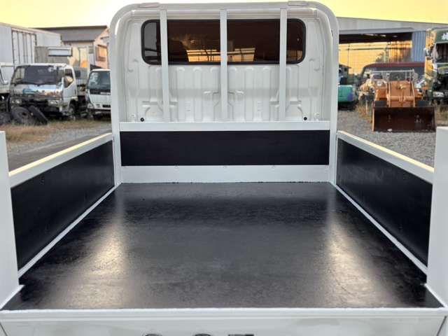 TOYOTA DYNA 2010 Image 31