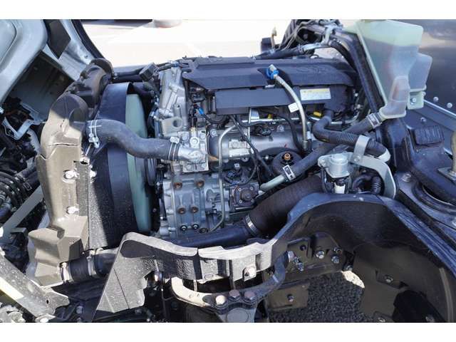 MITSUBISHI CANTER 2023 Image 31