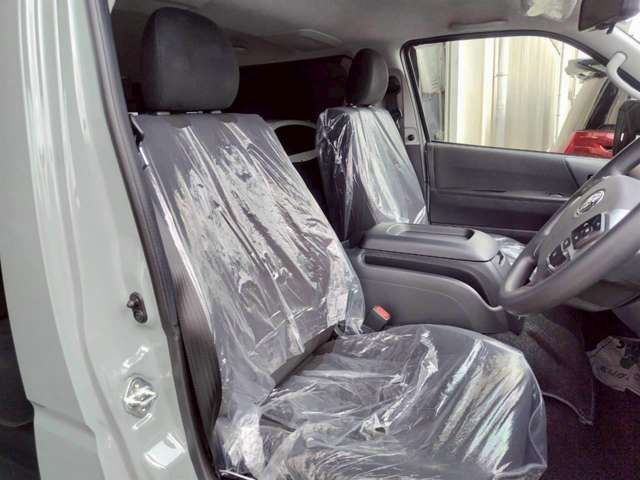 TOYOTA HIACE VAN 2WD 2025 Image 31