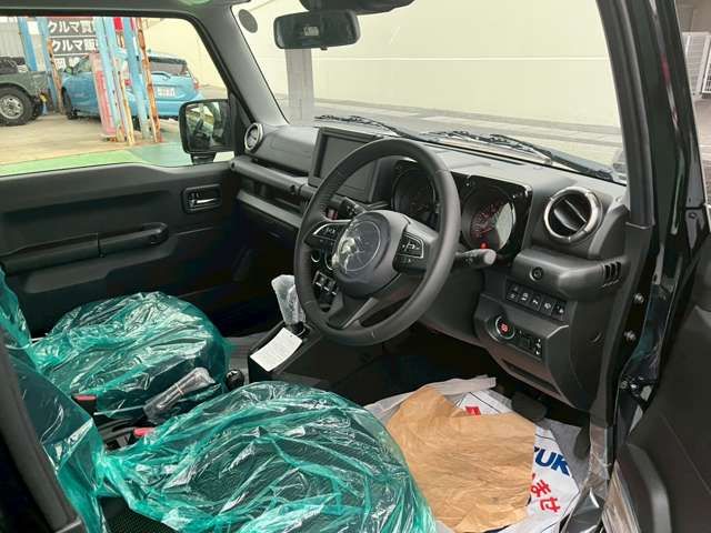 SUZUKI JIMNY NOMADE 2025 Image 31