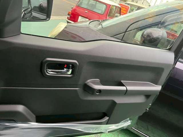 SUZUKI JIMNY NOMADE 2025 Image 31